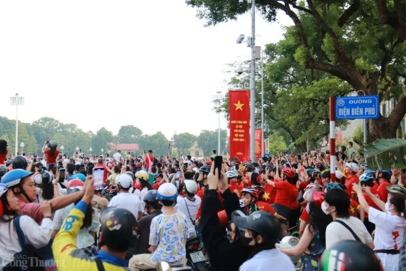 Image WeWell hân hoan hưởng ứng kỷ niệm 80 năm Quốc Khánh mùng 2/9