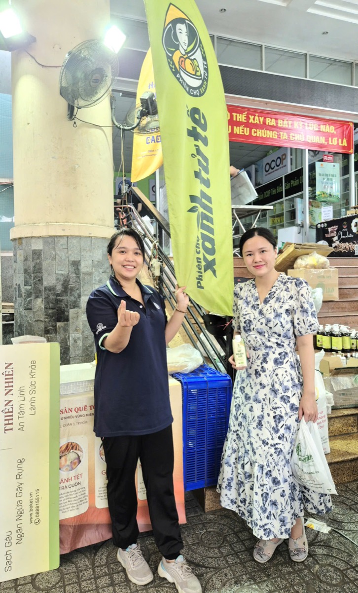 Phố Việt đến thăm và làm việc với Hội Hàng Việt Nam Chất lượng cao