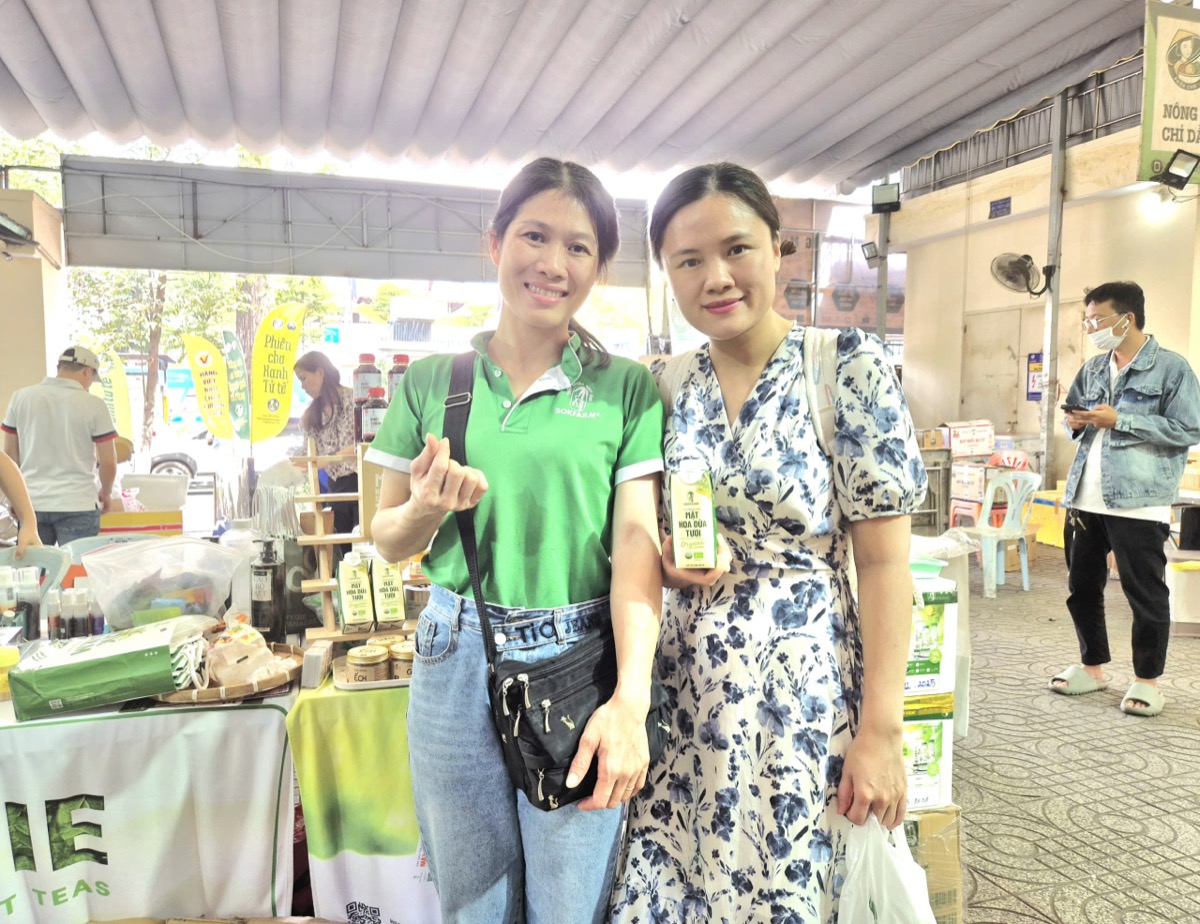 Phố Việt đến thăm và làm việc với Hội Hàng Việt Nam Chất lượng cao