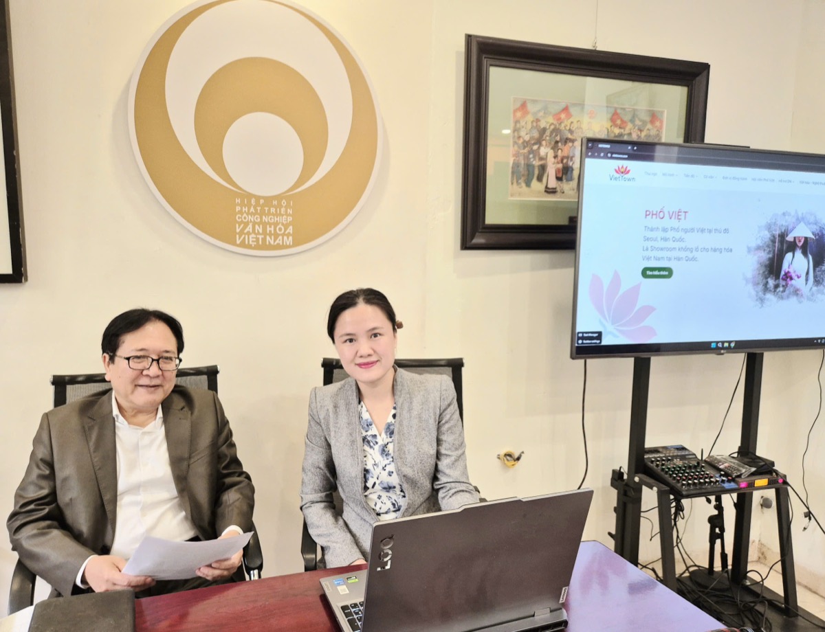 Phố Việt làm việc với Hiệp hội Phát triển Công nghiệp văn hóa Việt Nam